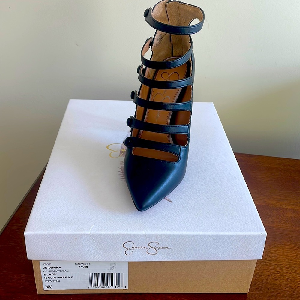 Jessica Simpson Winka black heel 7.5